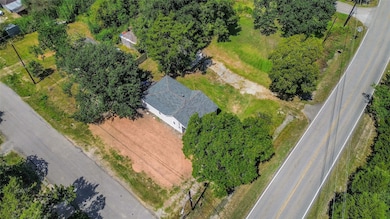 12816 Mykawa Rd, Brookside Village, TX 77581 - photo 3