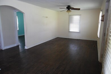 424 S Ramsey St, Manchester, TN 37355 - photo 3