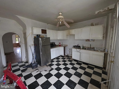 123 S Monastery Ave, Baltimore, MD 21229 - photo 6