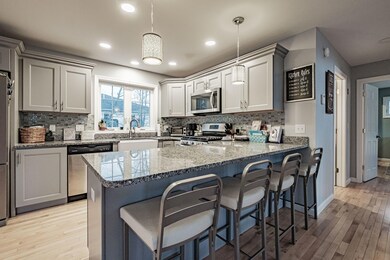 19 harm kitchen island