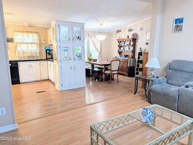 kitchen/dining