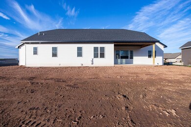 N8912 Harrisville Ct, Menasha, WI 54952 - photo 7