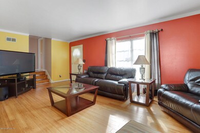 4319 Ish Brant Ct W, Jacksonville, FL 32210 - photo 4