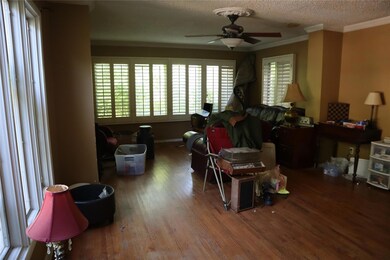 1201 Cliffwood Rd, Euless, TX 76040 - photo 4