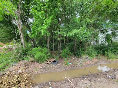 8403 Sunnyhill St, Houston, TX 77088 - photo 5