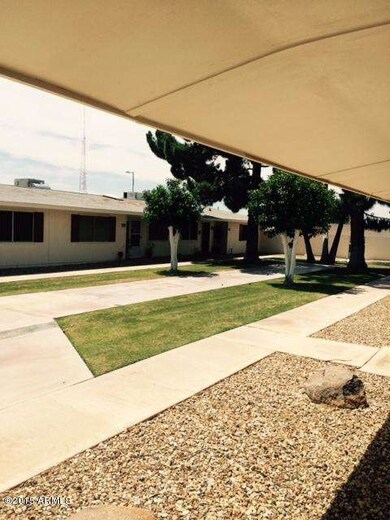 10879 W Santa fe Dr, Sun City, AZ 85351 - photo 2