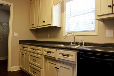 224 Golden Rod Cir, Adel, GA 31620 - photo 7