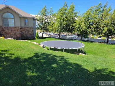 BIG YARD!