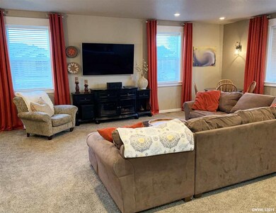 7442 Bluestem St NE, Keizer, OR 97303 - photo 2