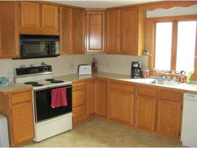 265 Salem St, Rockland, MA 02370 - photo 3