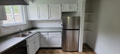 252 West St unit 13, Amherst, MA 01002 - photo 7