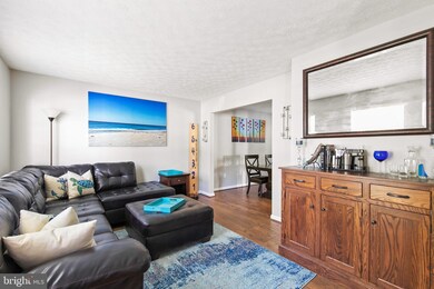 2504 Windyside Ct, Odenton, MD 21113 - photo 6