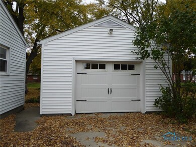 1301 S Buehrer St, Archbold, OH 43502 - photo 2