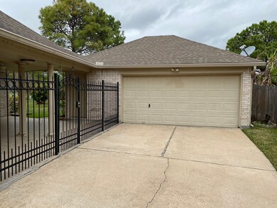 15518 Tysor Park Ln, Houston, TX 77095 - photo 3