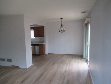 unlisted-address, Lombard, IL 60148 - photo 5