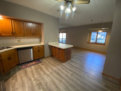 1105 E Division St unit 1B, Lockport, IL 60441 - photo 6