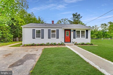 8252 Riviera Dr, Severn, MD 21144 - photo 3