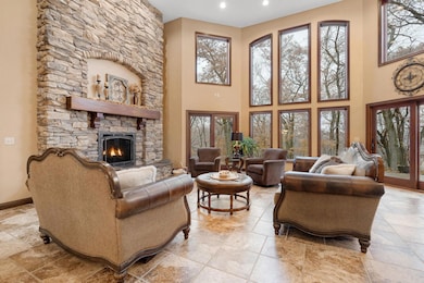 72203 Wineglass Rd, Albert Lea, MN 56007 - photo 4