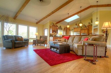 2250 Gaffney Way, Grants Pass, OR 97527 - photo 5