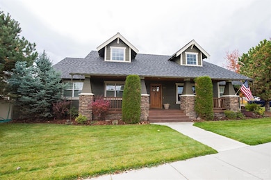 1065 NW Rimrock Dr, Redmond, OR 97756 - photo 2