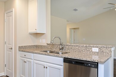 6010 Colton Blaine Ct, Crestview, FL 32539 - photo 5