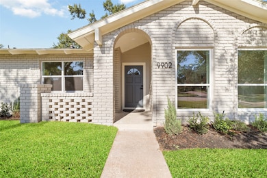 9902 Hornpipe Ln, Houston, TX 77080 - photo 3