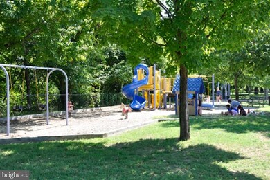 The Grove At Arlington unit 1304, Arlington, VA 22206 - photo 7