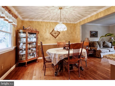 147 Fox Chase Dr, Delran, NJ 08075 - photo 7