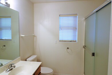 17 Guest Bath