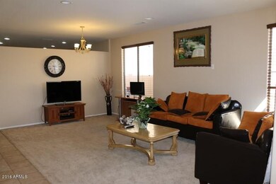 002_Family_room_2_(Copy)[1]