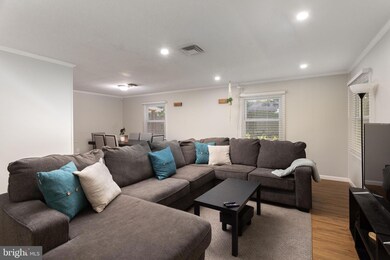 19 Peartree Ln, Willingboro, NJ 08046 - photo 5