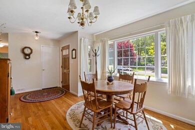 2100 Prices Ln, Alexandria, VA 22308 - photo 6