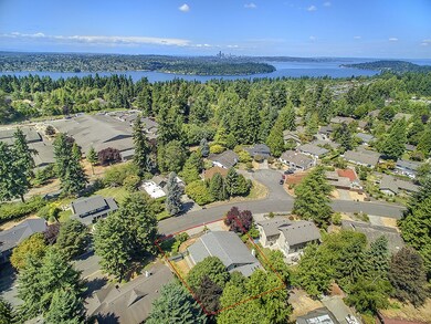 8481 SE 72nd St, Mercer Island, WA 98040 - photo 2