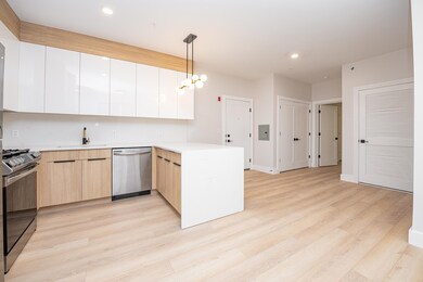 6710 Park Ave unit 404, West New York, NJ 07093 - photo 4