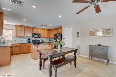 11052 Cherokee Landing St, Las Vegas, NV 89179 - photo 7