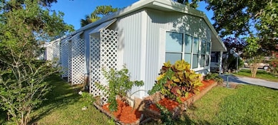 2160 Pebble Beach Blvd, Orlando, FL 32826 - photo 4