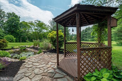 1491 Breezeview Ln, Pottstown, PA 19465 - photo 5