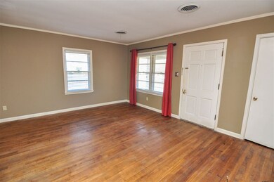 3900 Lytle Cir, Memphis, TN 38122 - photo 4