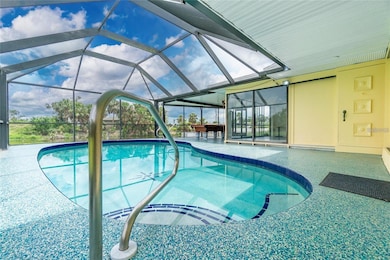 Enjoy relaxing therapy/spa jet massages in private HEATED pool!