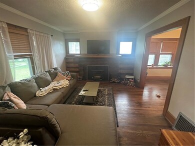 2016 30th St, Des Moines, IA 50310 - photo 7