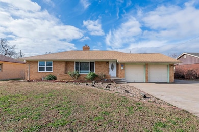 1617 N Charles St, Wichita, KS 67203 - photo 2