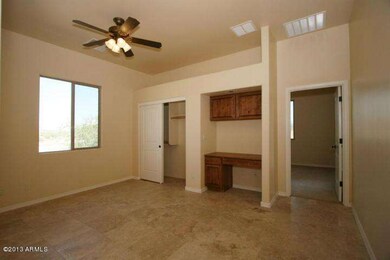 den or 3rd bedroom