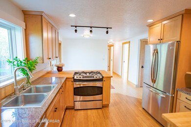 445 North 4th Street-53