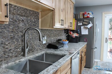 4308 Luann Ave, Toledo, OH 43623 - photo 6