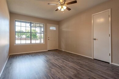 401 Throckmorton St, Weatherford, TX 76086 - photo 7