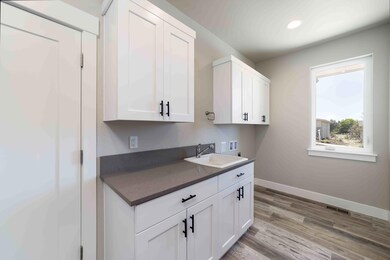 4637 SW Antelope Ave, Redmond, OR 97756 - photo 6