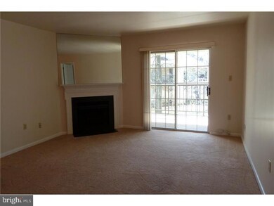 156 Valley Stream Cir unit F, Chesterbrook, PA 19087 - photo 5