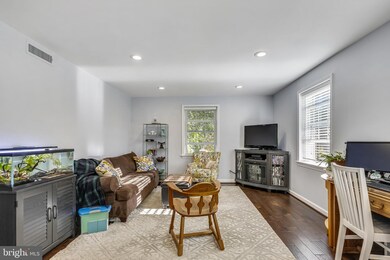 2242 Washington Ave unit 102, Silver Spring, MD 20910 - photo 6