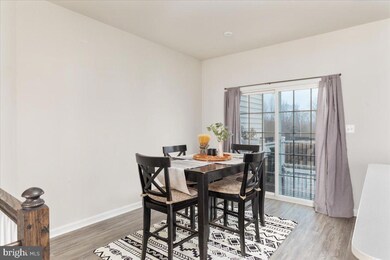 2736 Bears Den Dr, Locust Grove, VA 22508 - photo 5