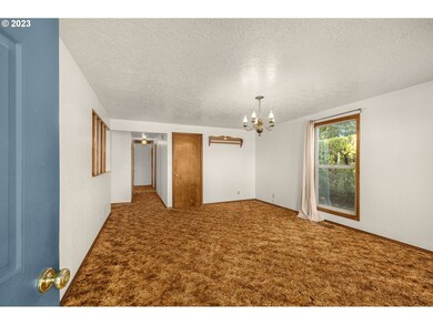 451 N Knott St, Canby, OR 97013 - photo 4